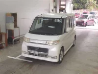 Daihatsu TANTO лот № 1122 оценка 3  с аукциона в Японии 3