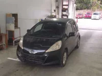 Honda FIT лот № 177 оценка 3  с аукциона в Японии 3