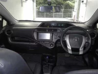 Toyota AQUA лот № 264 оценка R  с аукциона в Японии 5