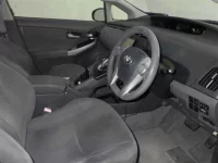 Toyota Prius лот № 1143 оценка 3.5  с аукциона в Японии 2