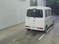 Toyota PIXIS VAN лот № 1151 оценка 3  с аукциона в Японии 4