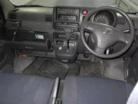 Toyota PIXIS VAN лот № 1151 оценка 3  с аукциона в Японии 5