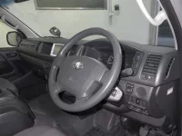 Toyota HIACE лот № 1152 оценка 3.5  с аукциона в Японии 2