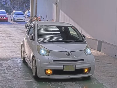 Toyota IQ