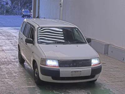 Toyota PROBOX  с аукциона в Японии