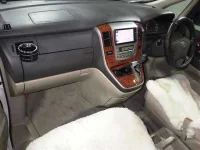 Toyota ALPHARD лот № 7068 оценка 3.5  с аукциона в Японии 4