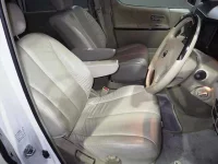 Nissan ELGRAND лот № 3006 оценка 4  с аукциона в Японии 8