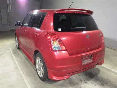 Suzuki SWIFT  с аукциона в Японии