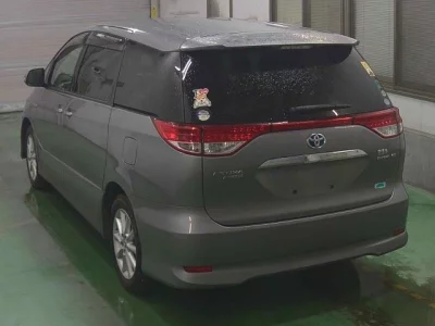 Toyota ESTIMA HYBRID