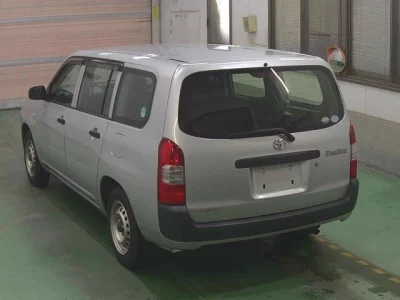 Toyota PROBOX  с аукциона в Японии