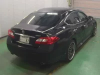 Nissan FUGA лот № 3588 оценка 3.5  с аукциона в Японии 6