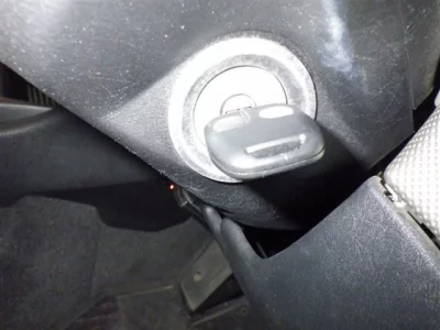 Mitsubishi PAJERO IO  с аукциона в Японии