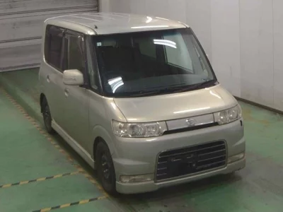Daihatsu TANTO  с аукциона в Японии