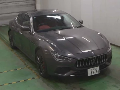 Maserati GHIBLI