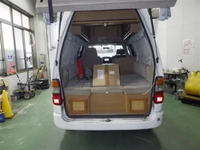 Toyota HIACE  с аукциона в Японии