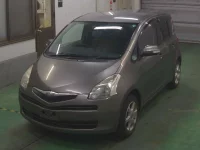 Toyota RACTIS лот № 3618 оценка 3  с аукциона в Японии 5