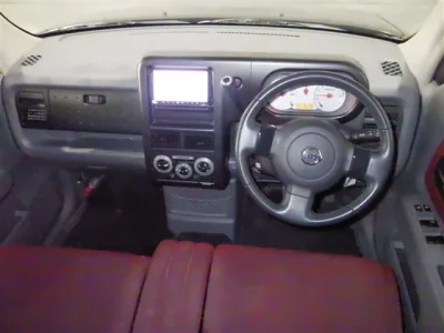 Nissan CUBE  с аукциона в Японии