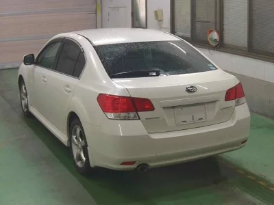 Subaru LEGACY B4