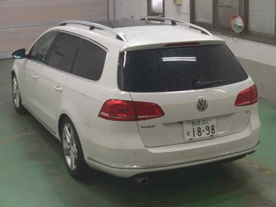 Volkswagen PASSAT VARIANT