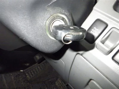 Toyota VOXY  с аукциона в Японии