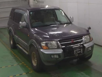 Mitsubishi PAJERO