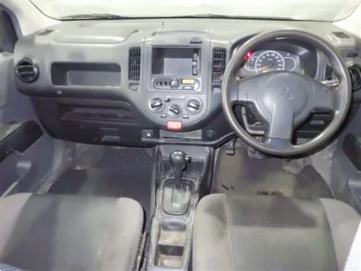 Mitsubishi LANCER VAN