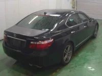 Lexus LS лот № 5063 оценка 3.5  с аукциона в Японии 6