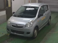 Daihatsu MIRA лот № 472 оценка 3  с аукциона в Японии 5
