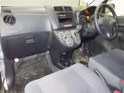 Daihatsu MIRA  с аукциона в Японии