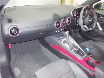 Audi TT  с аукциона в Японии