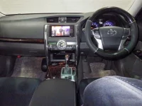 Toyota MARK X лот № 5064 оценка R  с аукциона в Японии 2