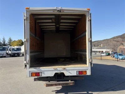 Mitsubishi Fuso Canter
