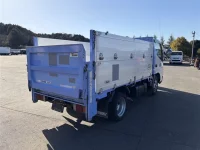 Hino DUTRO лот № 8011 оценка 3.5  с аукциона в Японии 1