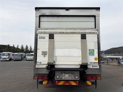 Mitsubishi FUSO FIGHTER  с аукциона в Японии