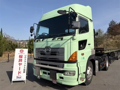 Hino TRUCK