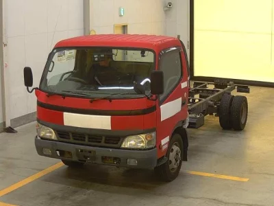 Toyota DYNA  с аукциона в Японии