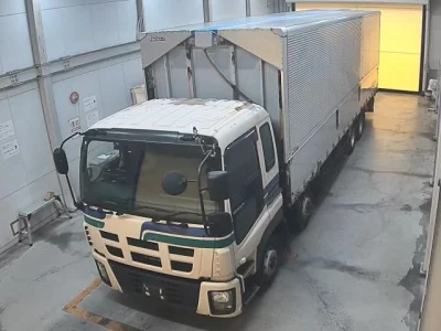Isuzu TRUCK