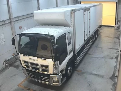Isuzu TRUCK