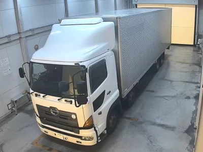 Hino TRUCK