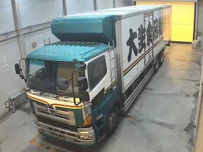 Hino TRUCK