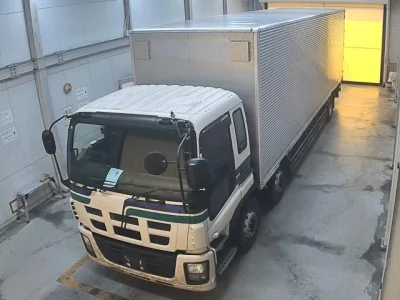 Isuzu TRUCK
