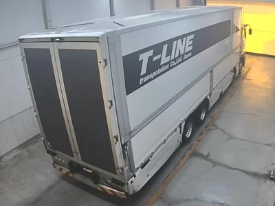 Mitsubishi FUSO TRUCK  с аукциона в Японии