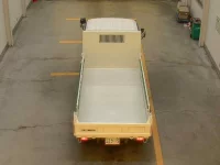 Hino DUTRO лот № 1078 оценка 3.5  с аукциона в Японии 2