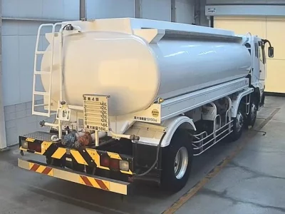 Mitsubishi FUSO TRUCK  с аукциона в Японии