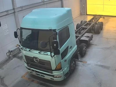 Hino TRUCK