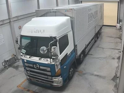 Hino TRUCK