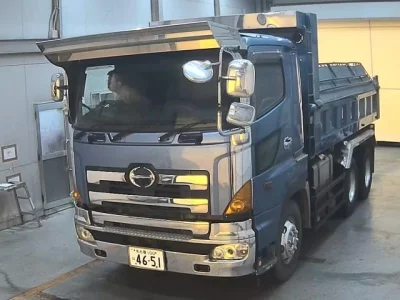 Hino TRUCK