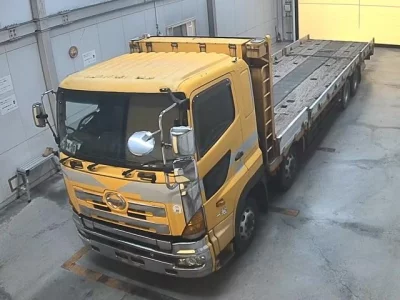 Hino TRUCK