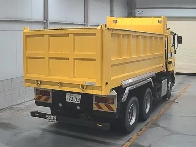 Isuzu TRUCK