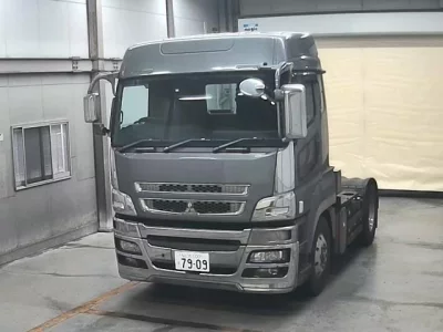 Mitsubishi FUSO TRUCK  с аукциона в Японии